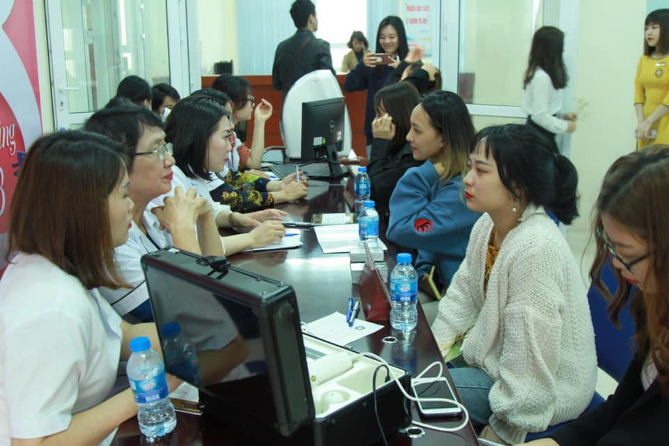 Công ty CP Nghiên cứu Da liễu Đông y Việt Nam đồng hành cùng sinh viên trong sự kiện Vì vẻ đẹp của một nửa thế giới 6