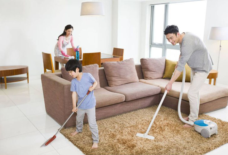 Giữ gìn nhà cửa sạch sẽ phòng tránh bệnh mề đay