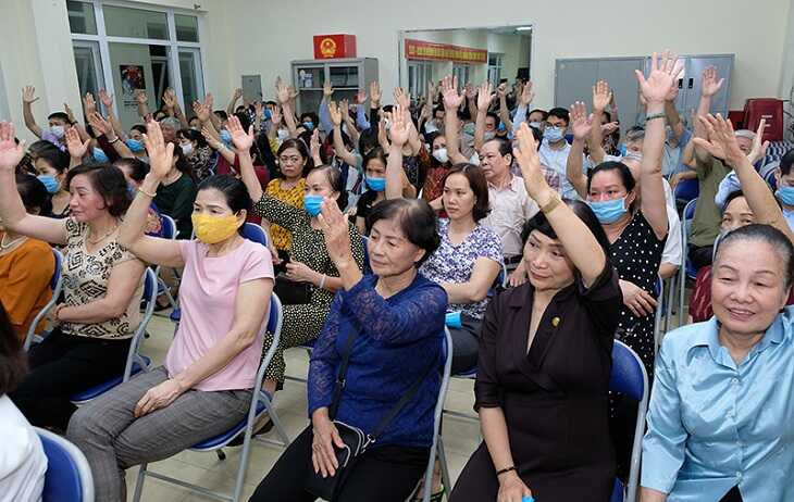 100% cử tri nơi cư trú nhất trí giới thiệu GS.TS Nguyễn Thanh Long, Bộ trưởng Bộ Y tế ứng cử ÐBQH khóa XV Ảnh:Trần Minh