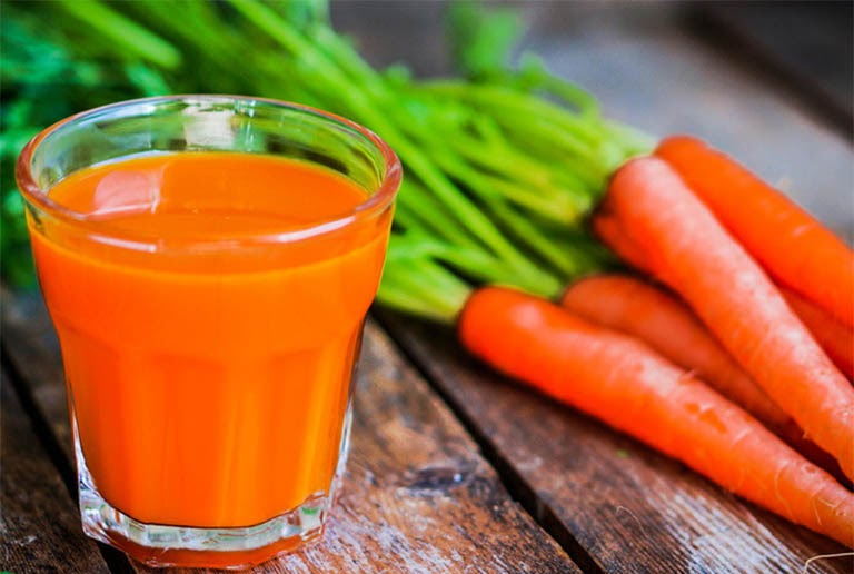 Lượng beta-caroten dồi dào trong nước ép cà rốt rất tốt cho nam giới bị rối loạn cương dương