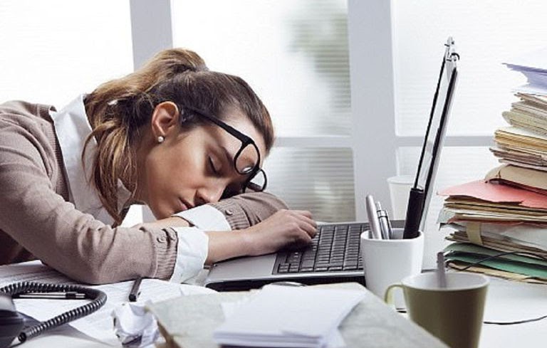 Mất ngủ khiến cơ thể mệt mỏi, ảnh hưởng đến chất lượng hoạt động