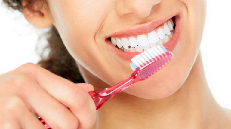 Vệ sinh răng miệng sạch sẽ giúp phòng tránh bệnh hiệu quả