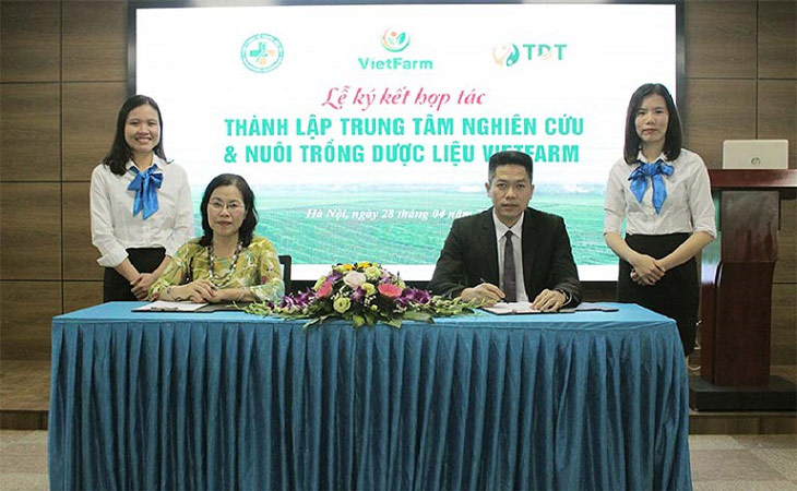 TradiMec, Thuốc Dân tộc và Vietfarm hợp tác bảo tồn, phát triển dược liệu Việt