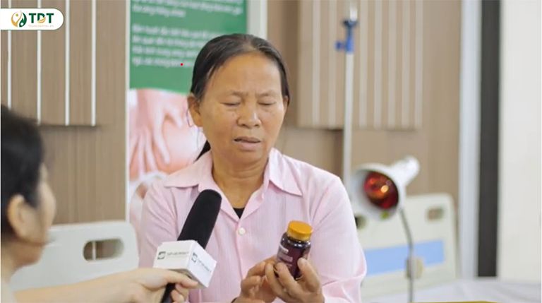 Bệnh nhân Trịnh Thị Xánh chia sẻ về cách sử dụng bài thuốc Quốc dược Phục cốt khang 