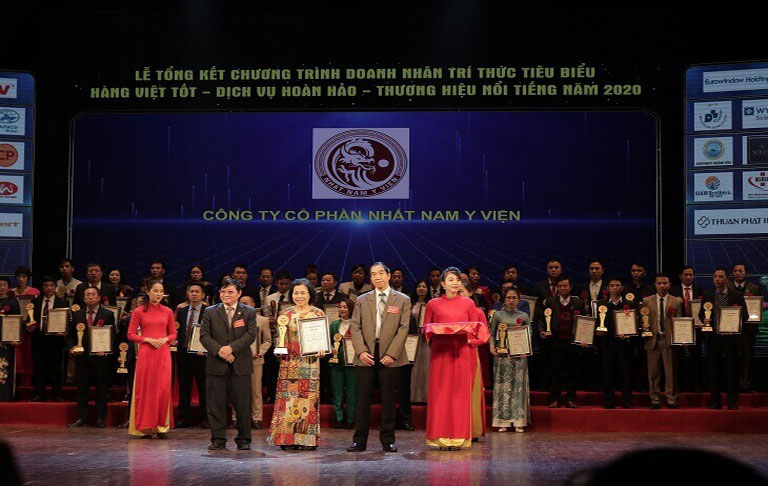 Giải thưởng “Tự hào thương hiệu Việt” là nơi vinh danh những cá nhân, tập thể, doanh nghiệp tiêu biểu năm 2020.